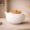 Tetera de Cerámica Blanca con Tapa de Bambú